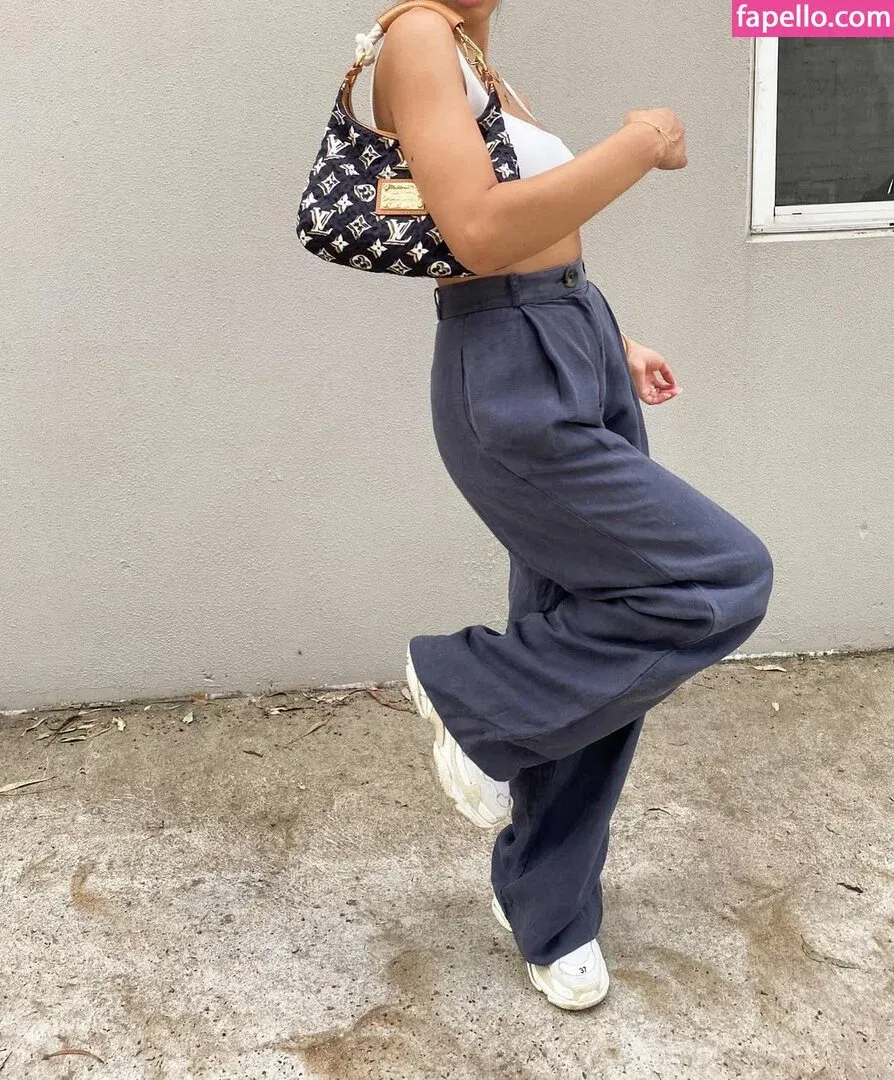 Jessica Bader Onlyfans Photo Gallery 