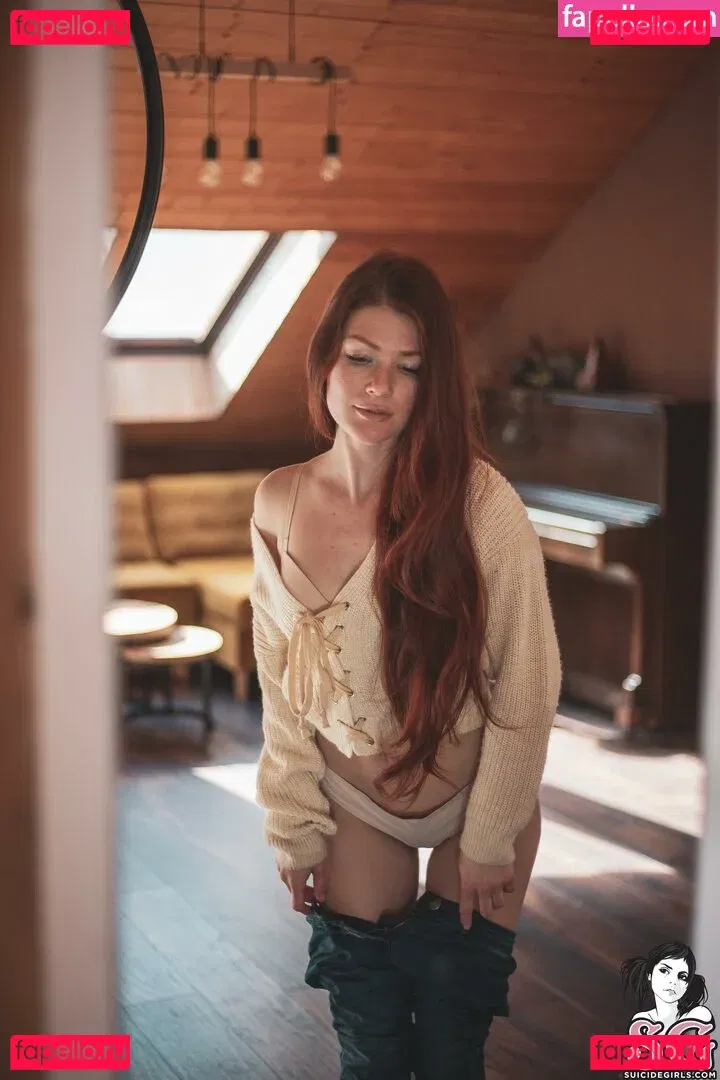 Mias sg Onlyfans Photo Gallery 