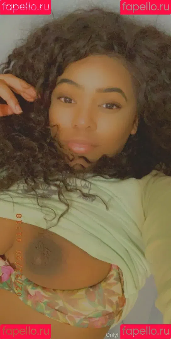 royalty2000 Onlyfans Photo Gallery 