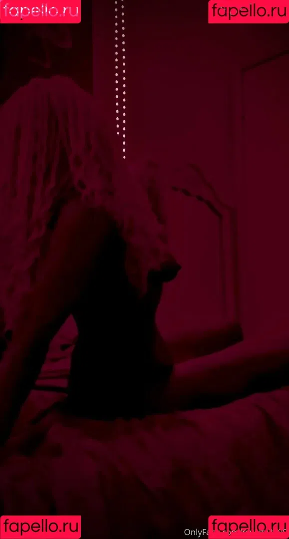 royalty2000 Onlyfans Photo Gallery 