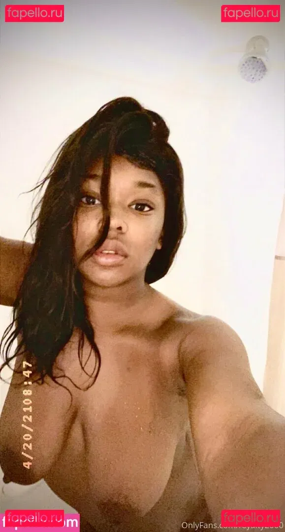 royalty2000 Onlyfans Photo Gallery 