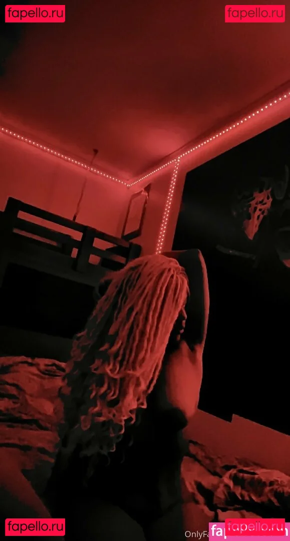 royalty2000 Onlyfans Photo Gallery 