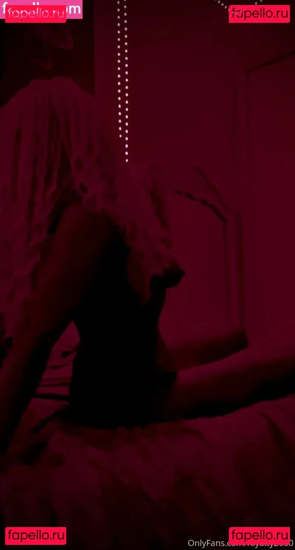 royalty2000 Onlyfans Photo Gallery 