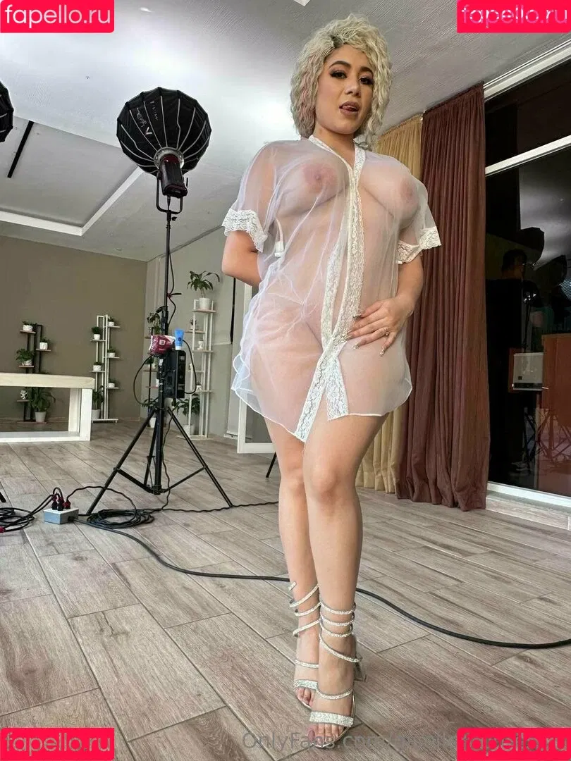 Giselle Montes Onlyfans Photo Gallery 