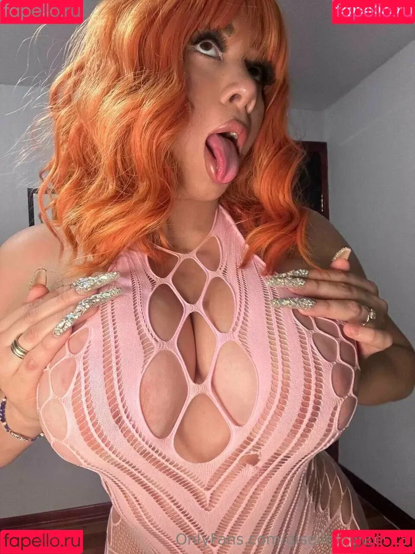 Giselle Montes Onlyfans Photo Gallery 