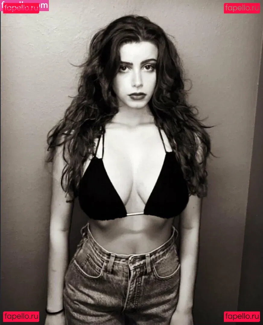 Zanah Marie Onlyfans Photo Gallery 