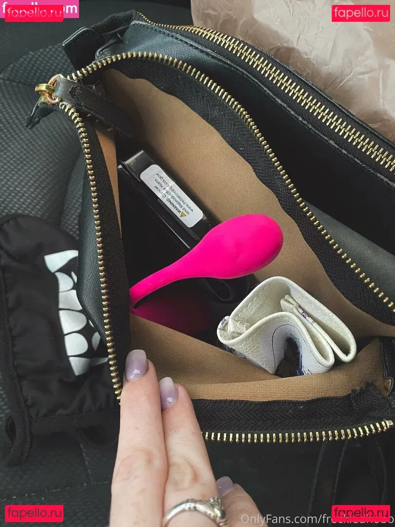 Freckledhobo Onlyfans Photo Gallery 