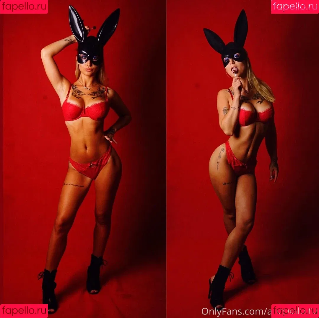 Aurelia Belle Onlyfans Photo Gallery 