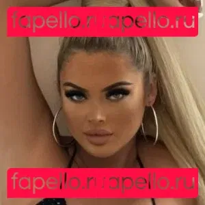 yourfavgirl.xox Onlyfans Photo Gallery 