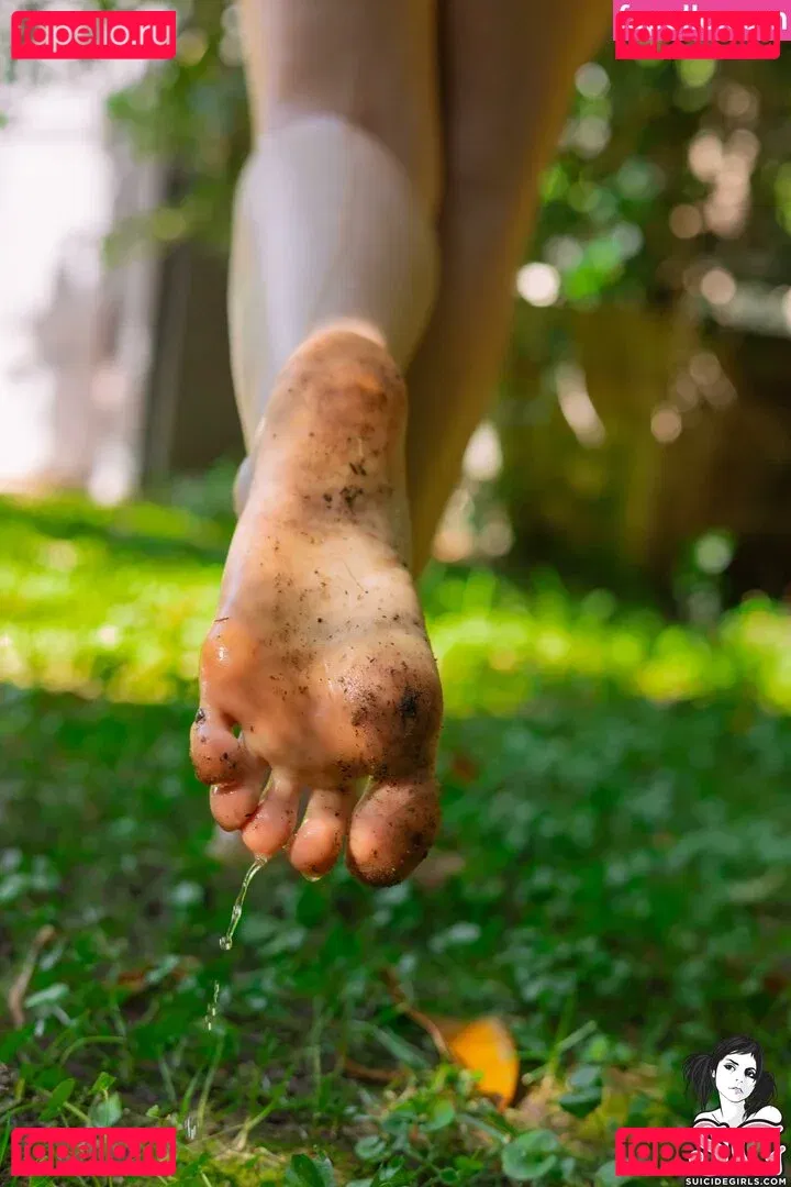 Mercurymei Onlyfans Photo Gallery 