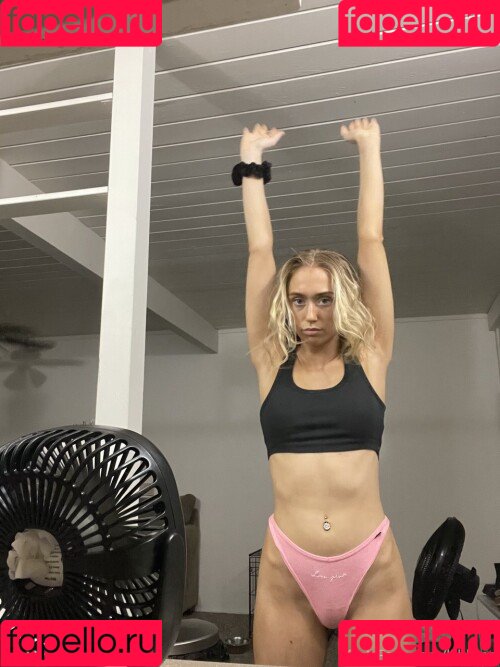 lilbbred Onlyfans Photo Gallery 