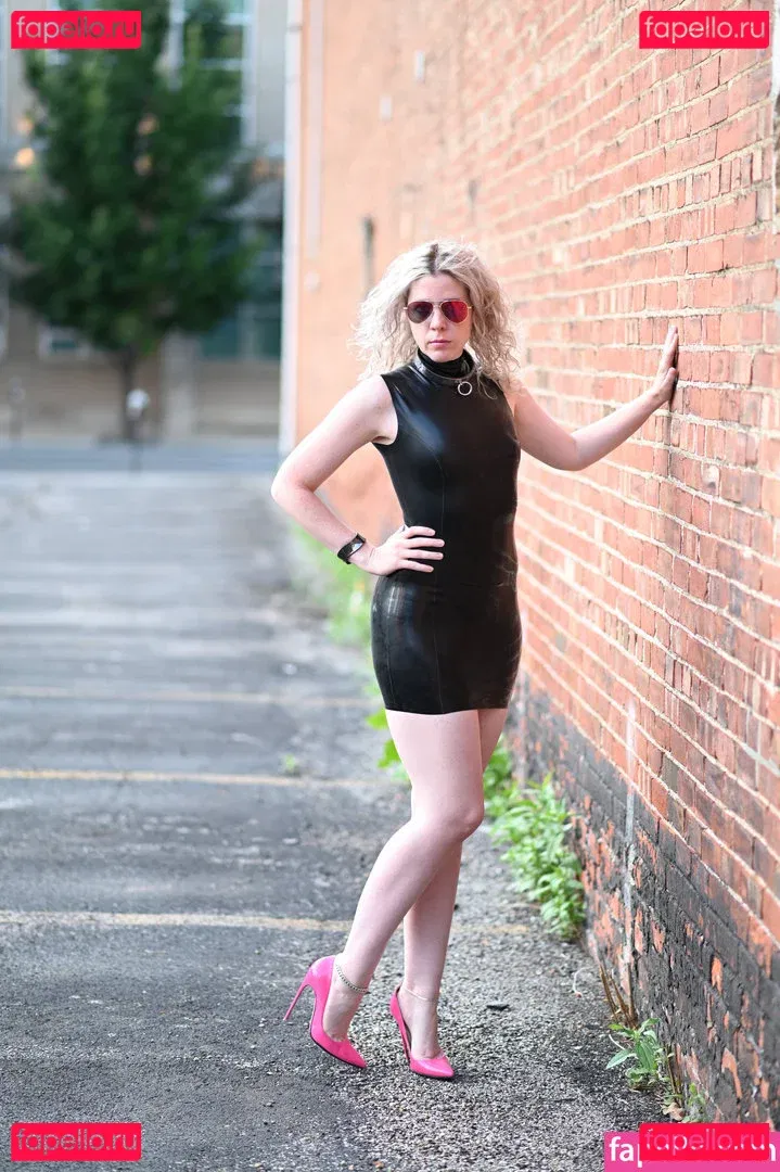 EngineeringInHeels Onlyfans Photo Gallery 