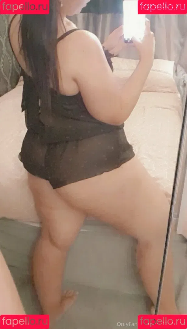 u102041879 Onlyfans Photo Gallery 