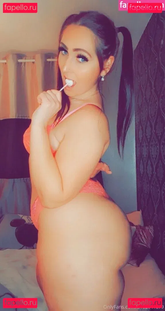 u102041879 Onlyfans Photo Gallery 