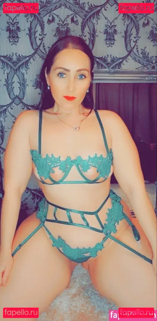 u102041879 Onlyfans Photo Gallery 