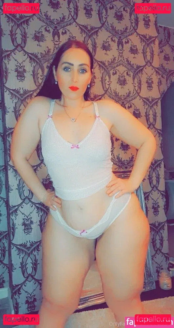 u102041879 Onlyfans Photo Gallery 