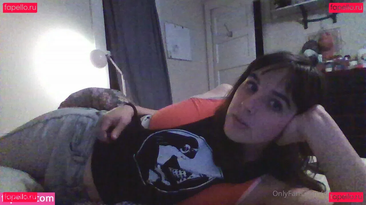 eileencrowe Onlyfans Photo Gallery 