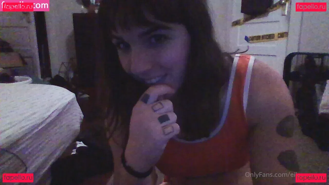 eileencrowe Onlyfans Photo Gallery 