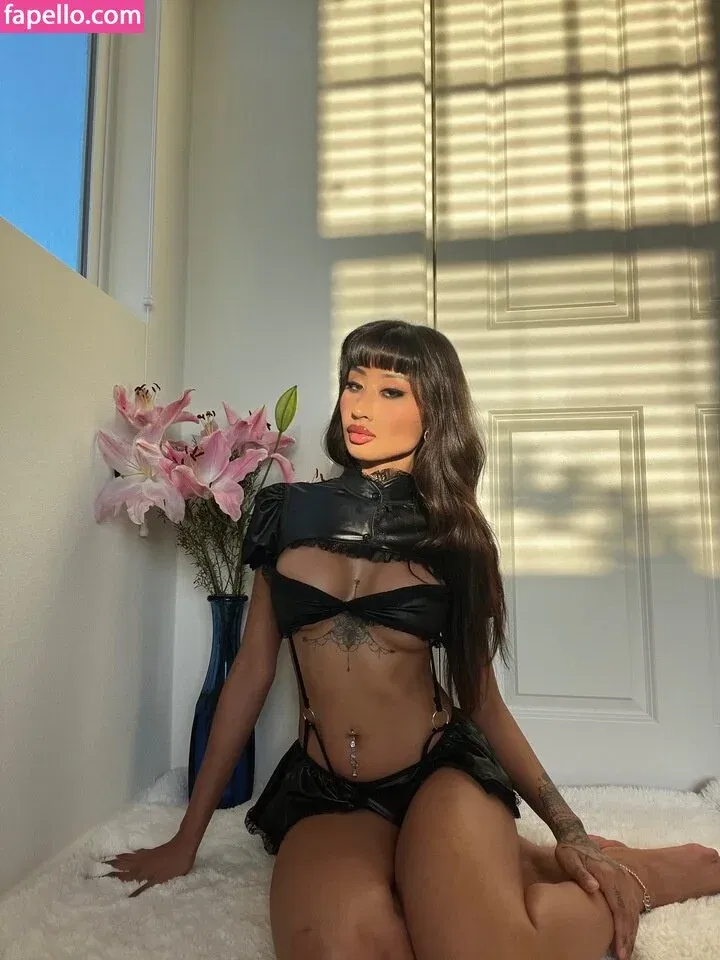 thaiprincessviv Onlyfans Photo Gallery 