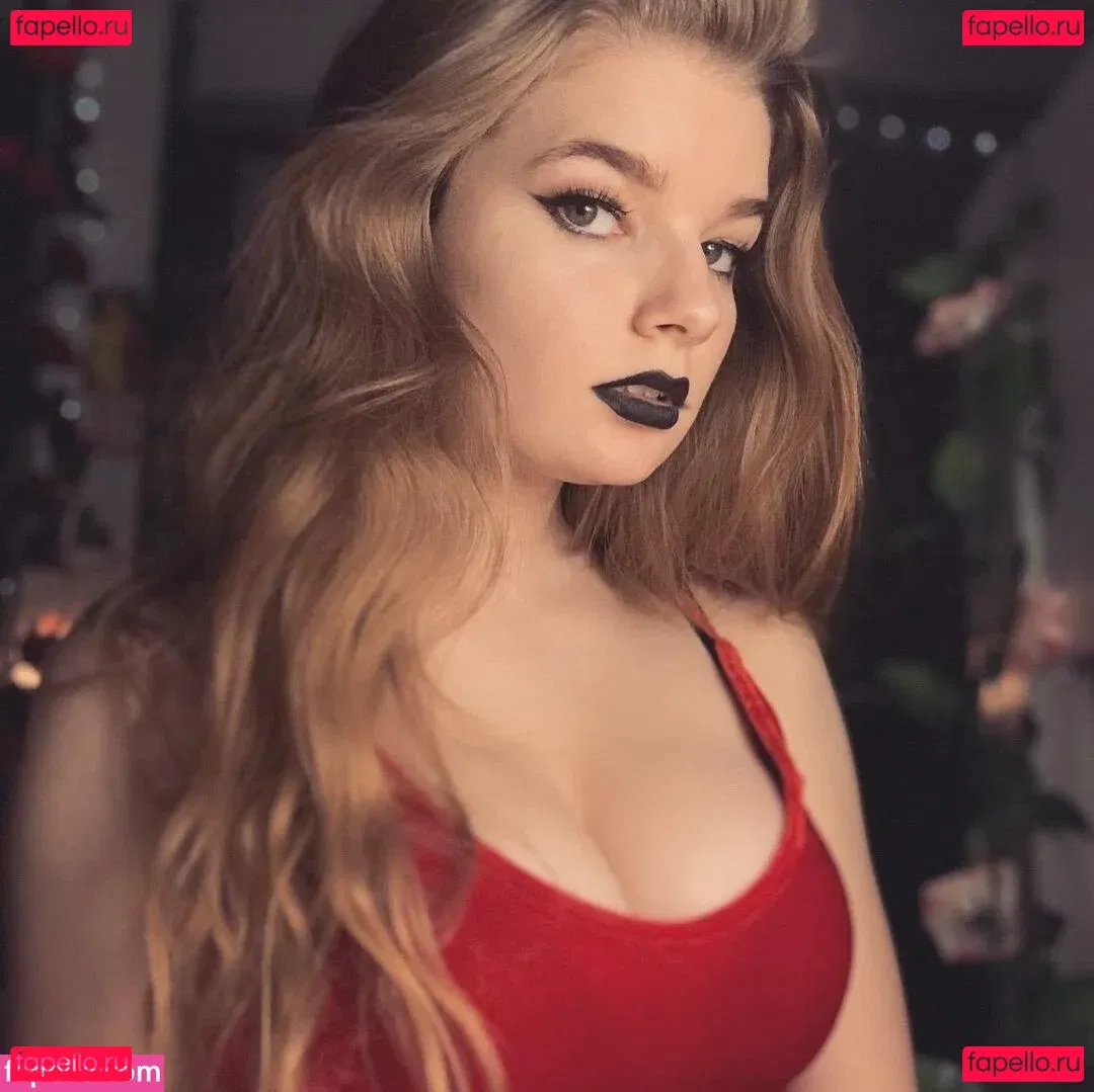 heatherchandlerspage Onlyfans Photo Gallery 