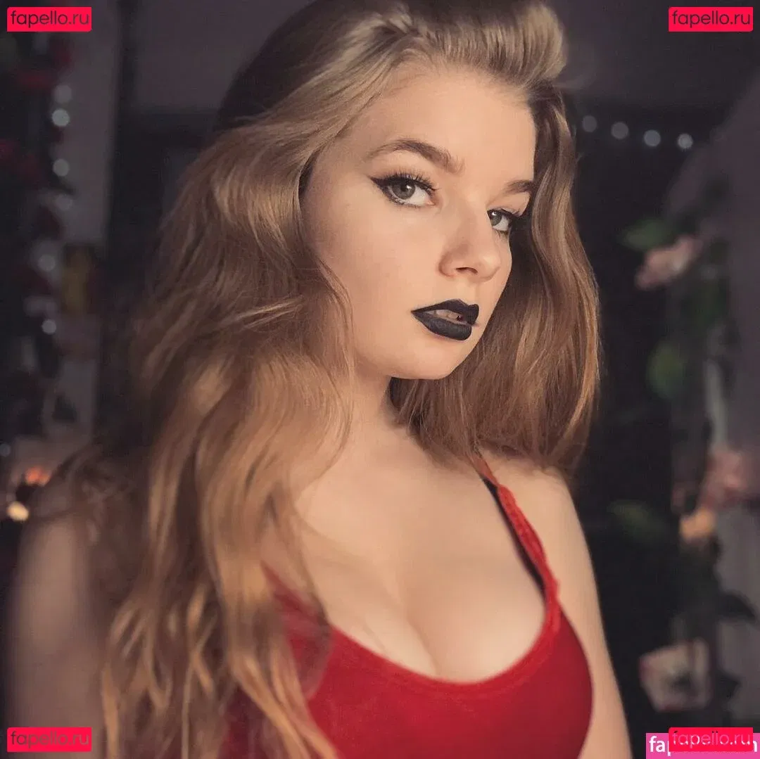 heatherchandlerspage Onlyfans Photo Gallery 