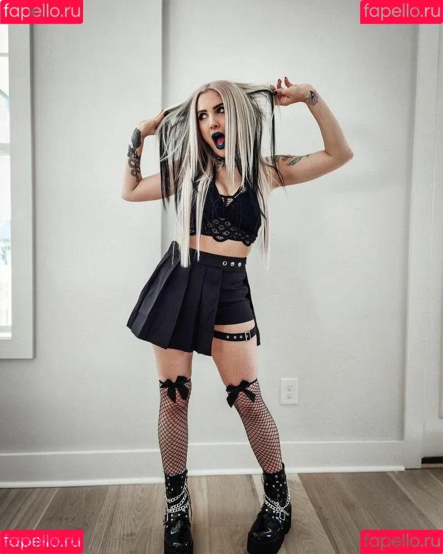 Addie Nicole Amick Onlyfans Photo Gallery 