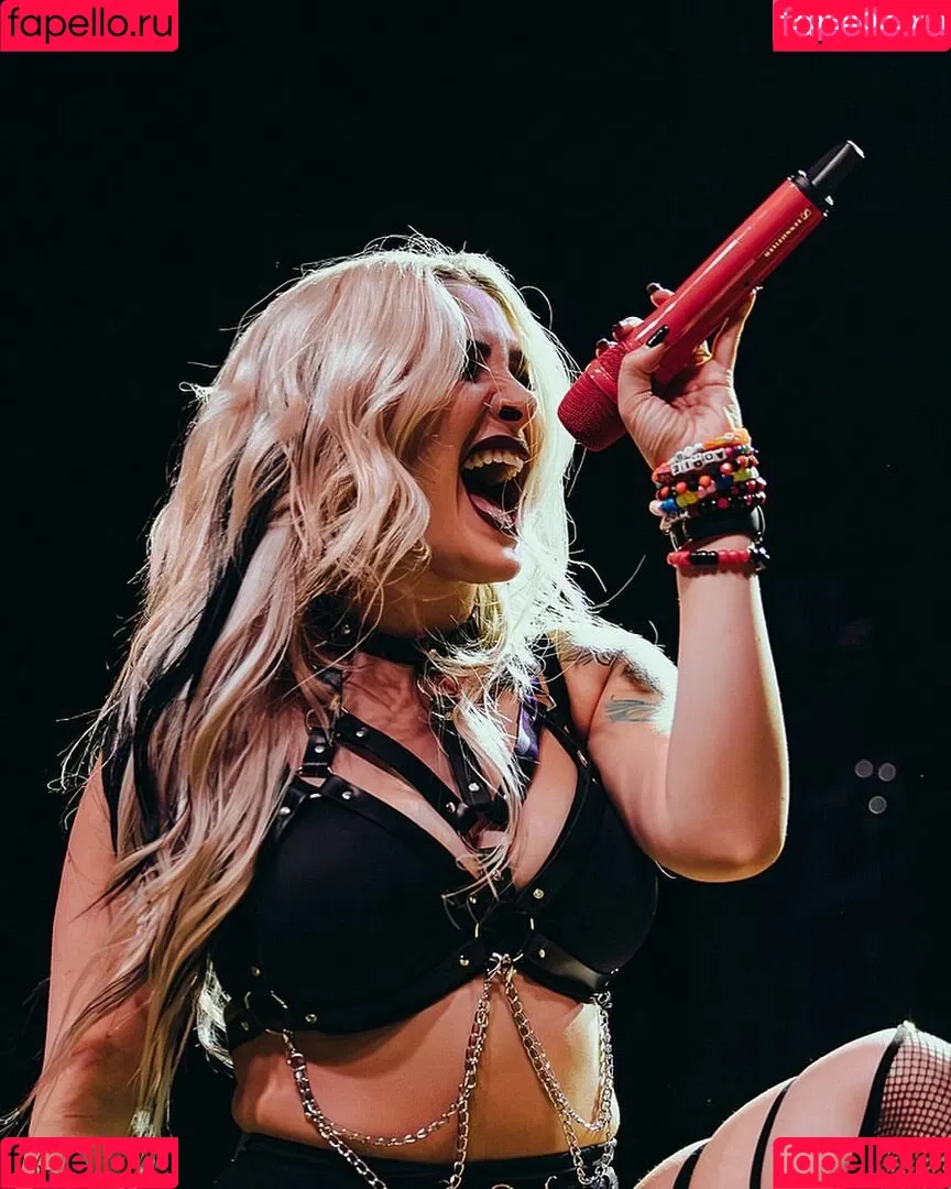 Addie Nicole Amick Onlyfans Photo Gallery 