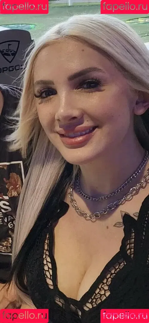 Addie Nicole Amick Onlyfans Photo Gallery 