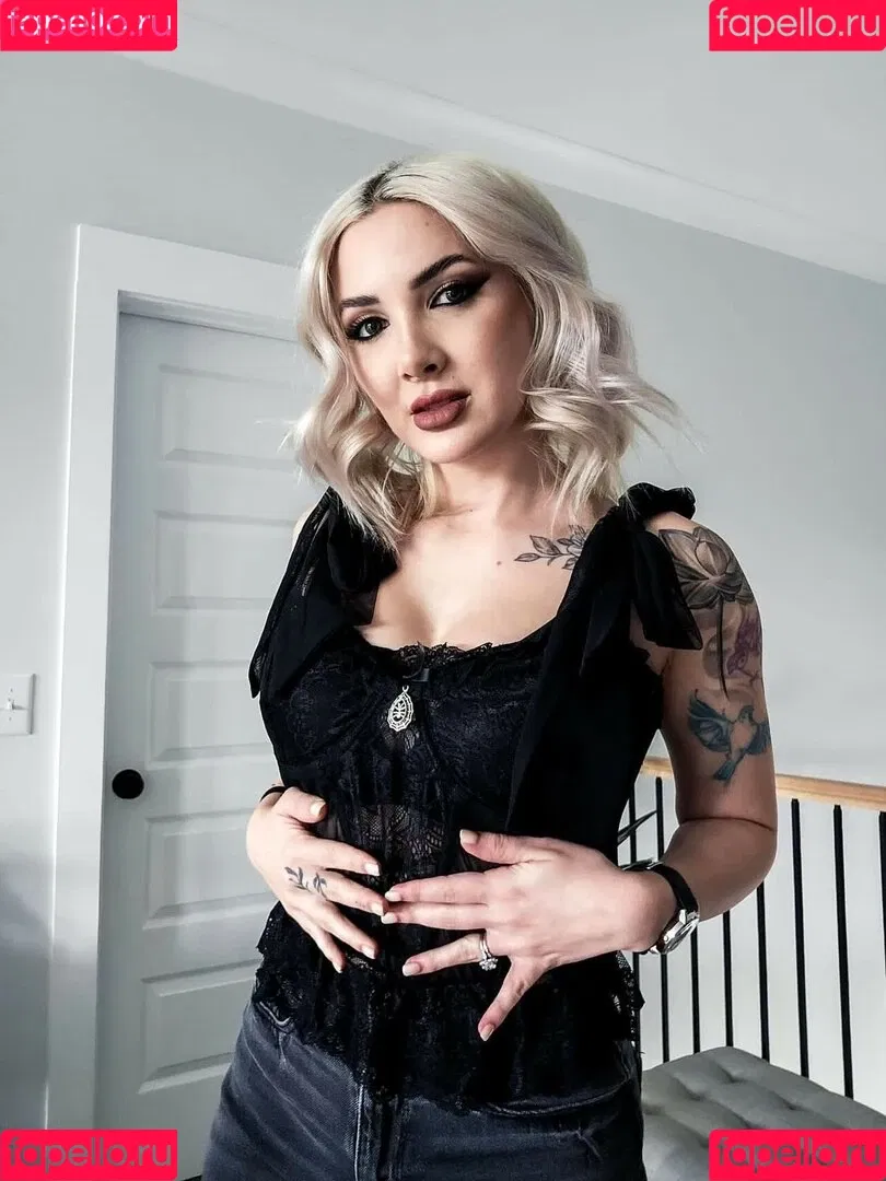 Addie Nicole Amick Onlyfans Photo Gallery 
