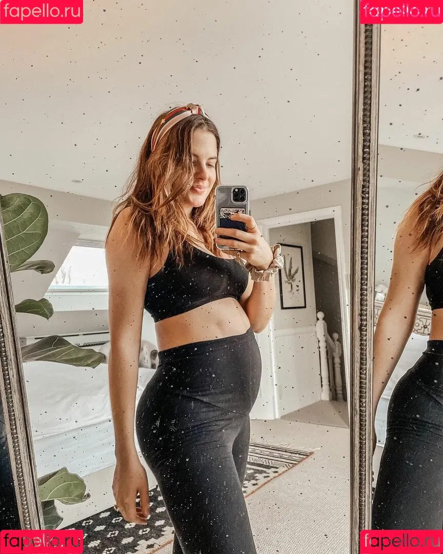 Alexandra Felstead Onlyfans Photo Gallery 