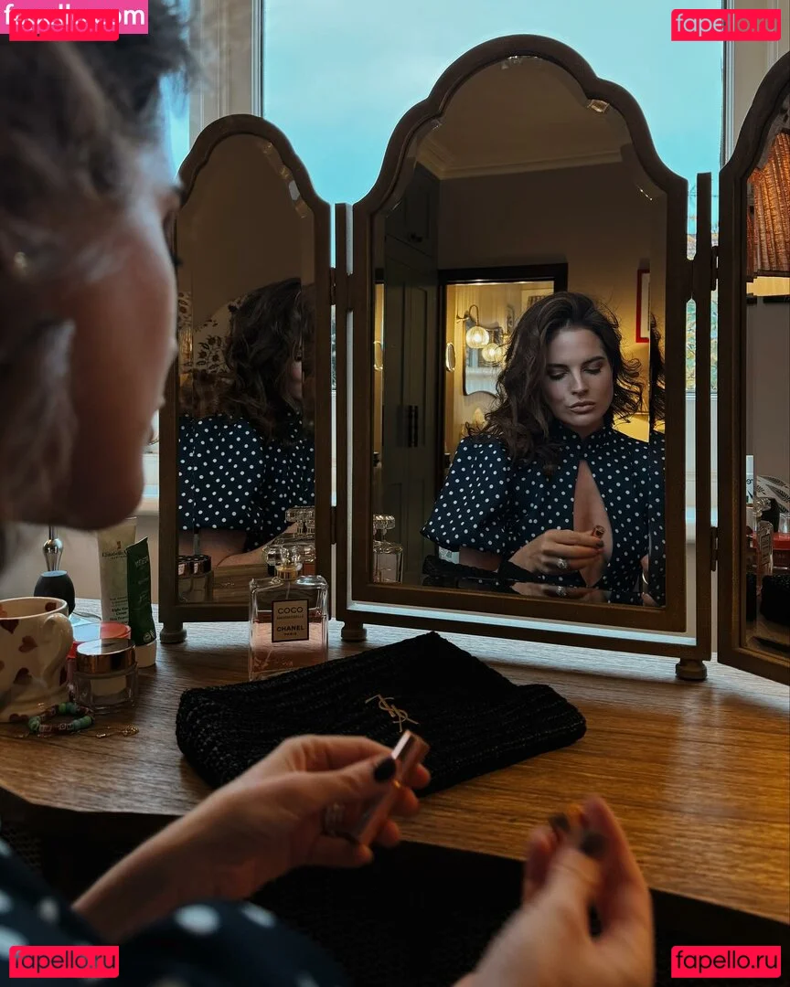 Alexandra Felstead Onlyfans Photo Gallery 