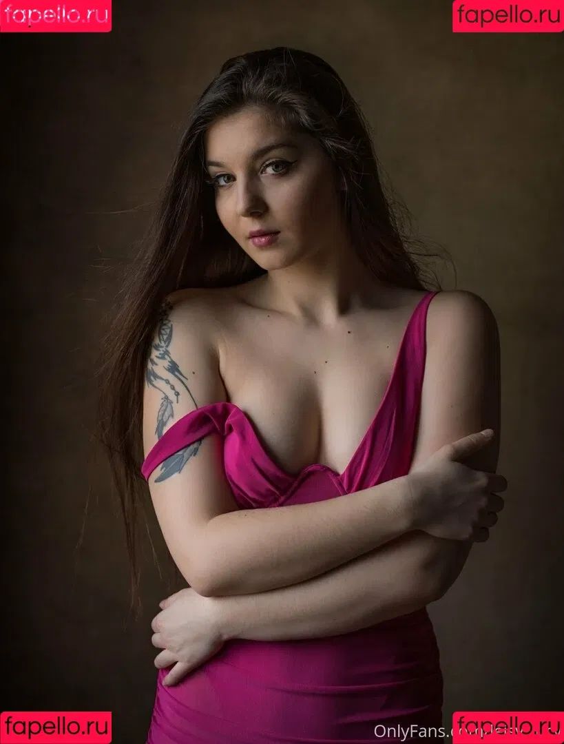 Leisy Lucy Onlyfans Photo Gallery 