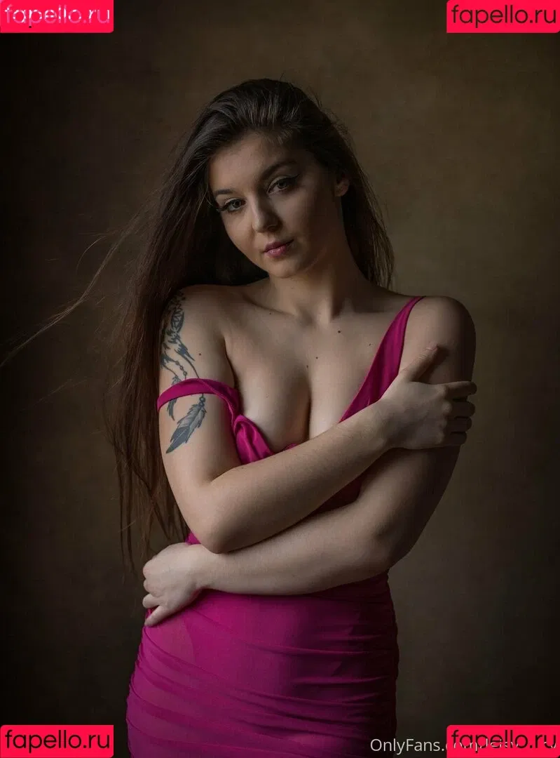 Leisy Lucy Onlyfans Photo Gallery 