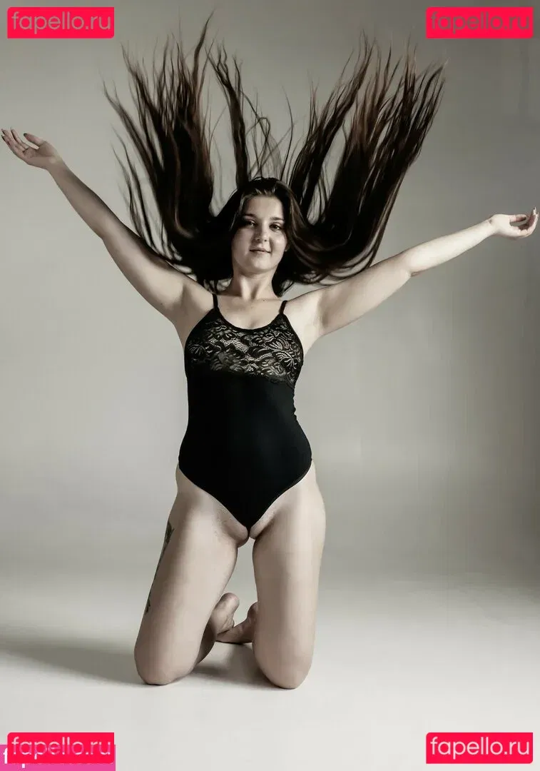 Leisy Lucy Onlyfans Photo Gallery 