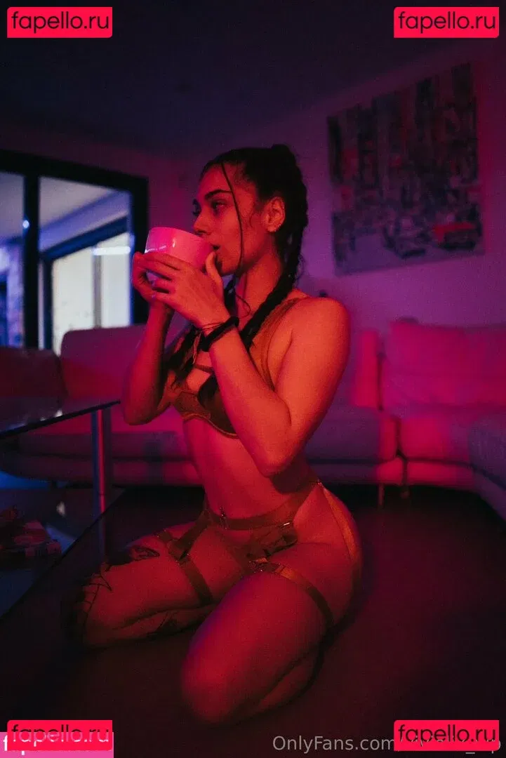 viviolix_vip Onlyfans Photo Gallery 