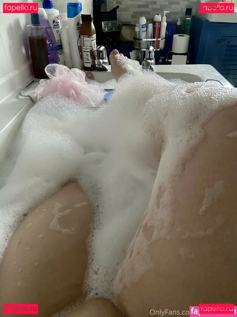 bellagold88 Onlyfans Photo Gallery 