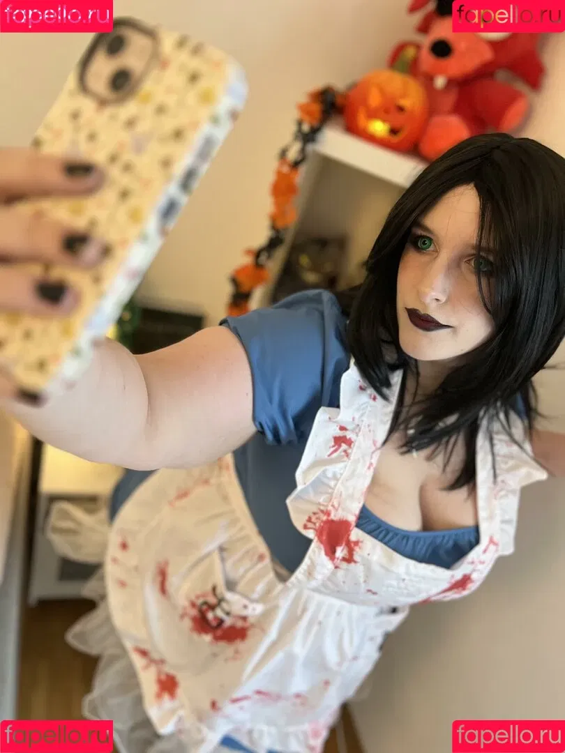 Nerdy Cinnamon Onlyfans Photo Gallery 
