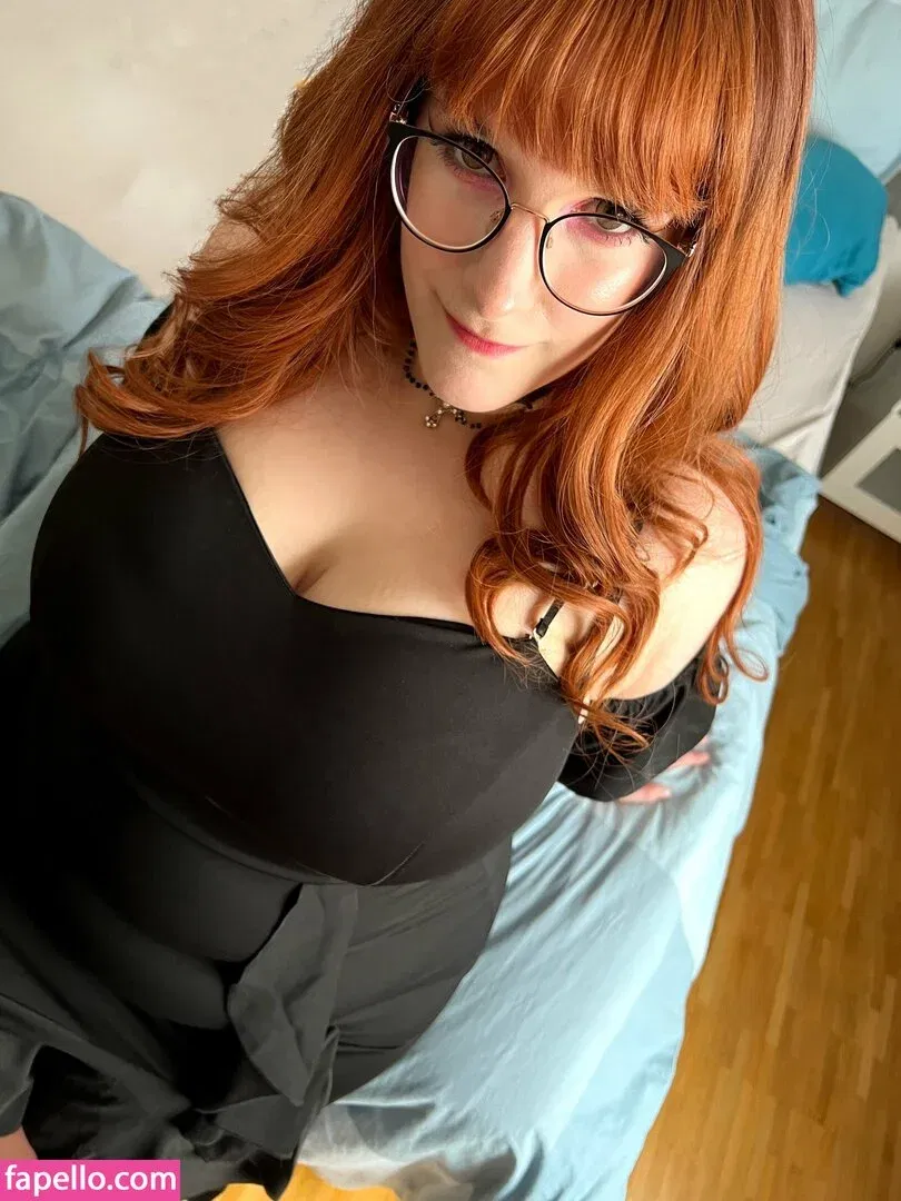 Nerdy Cinnamon Onlyfans Photo Gallery 