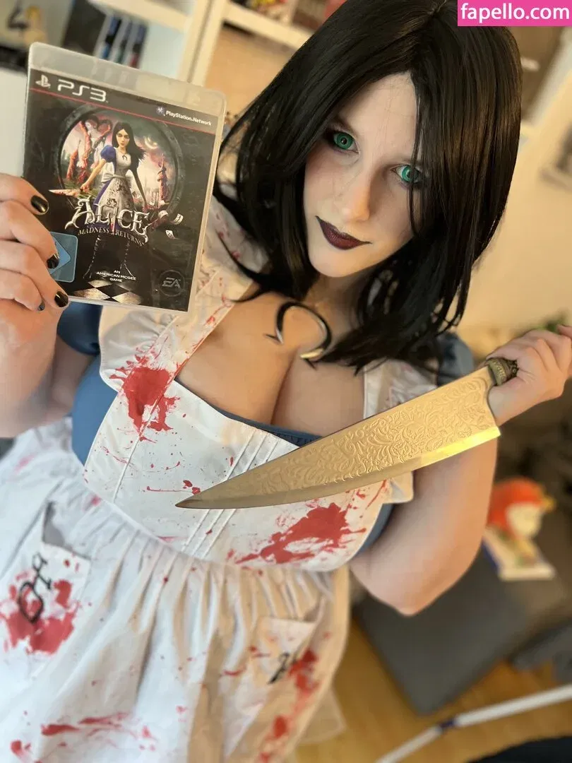 Nerdy Cinnamon Onlyfans Photo Gallery 