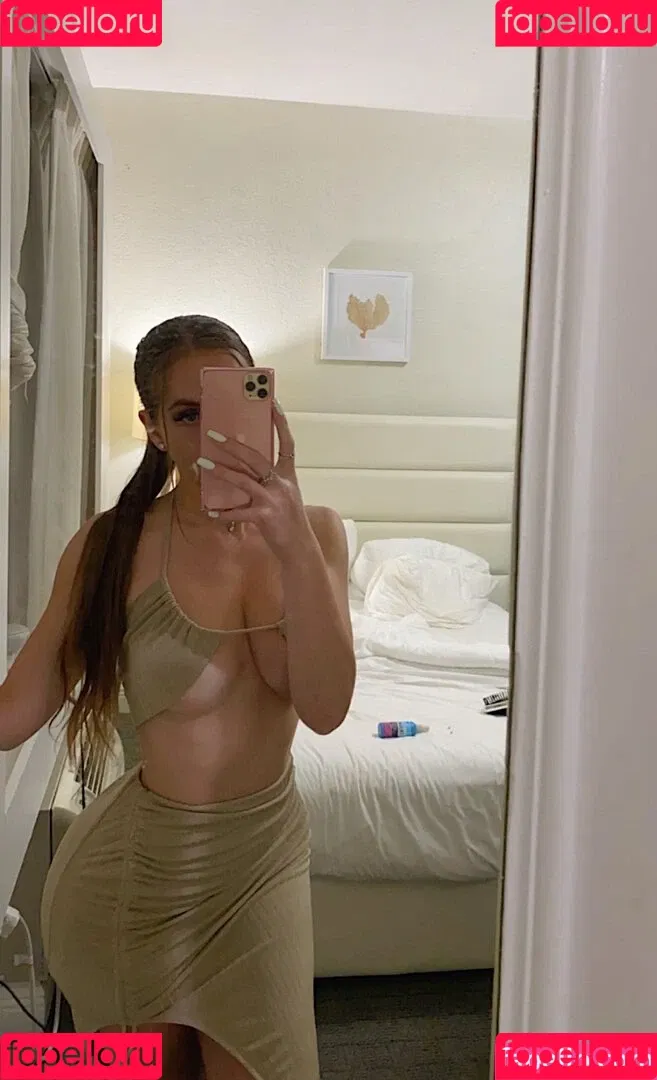 Taylor Hansen Onlyfans Photo Gallery 