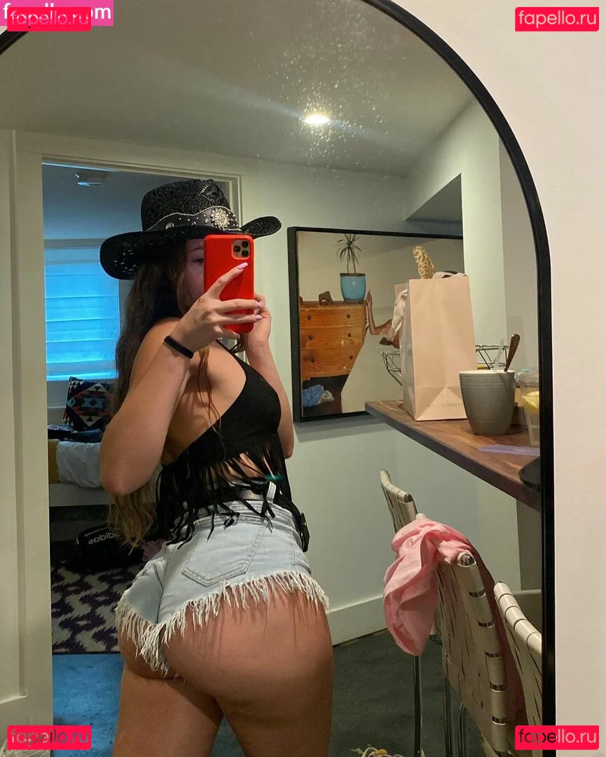 Taylor Hansen Onlyfans Photo Gallery 