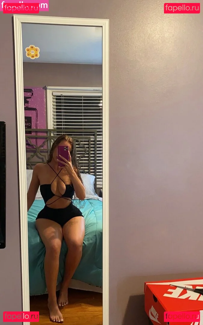 Taylor Hansen Onlyfans Photo Gallery 