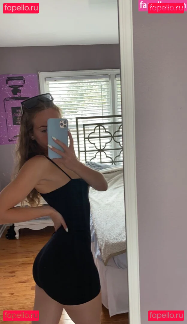 Taylor Hansen Onlyfans Photo Gallery 