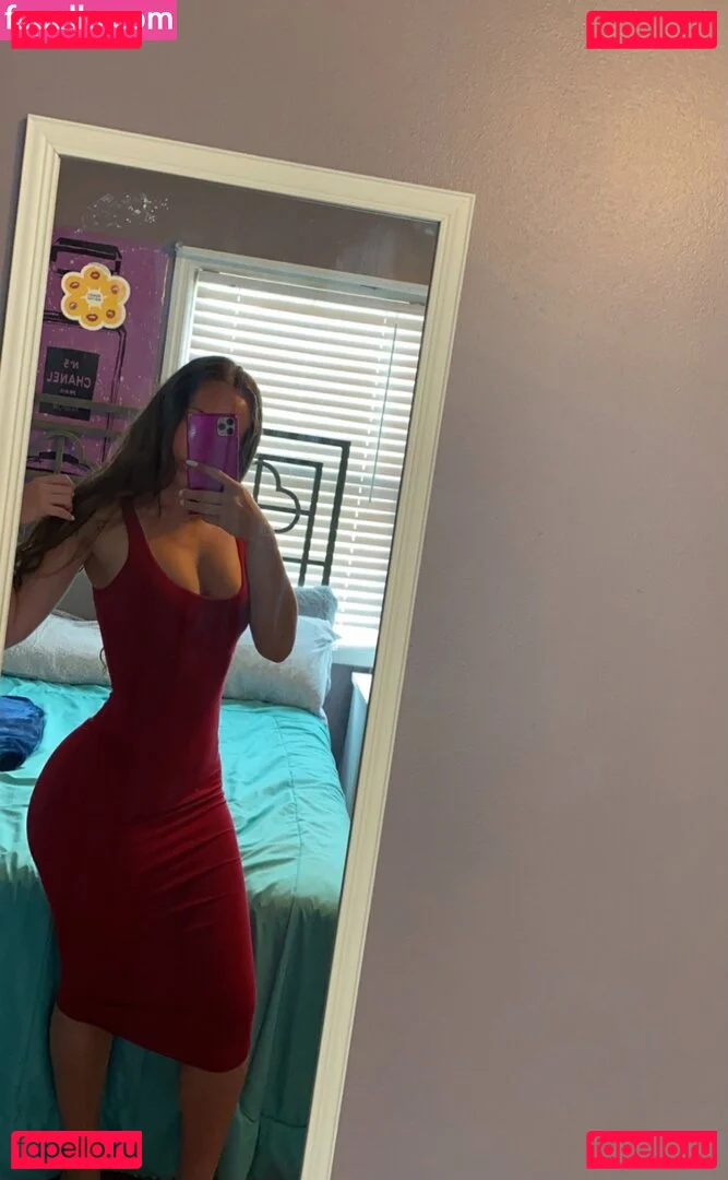 Taylor Hansen Onlyfans Photo Gallery 