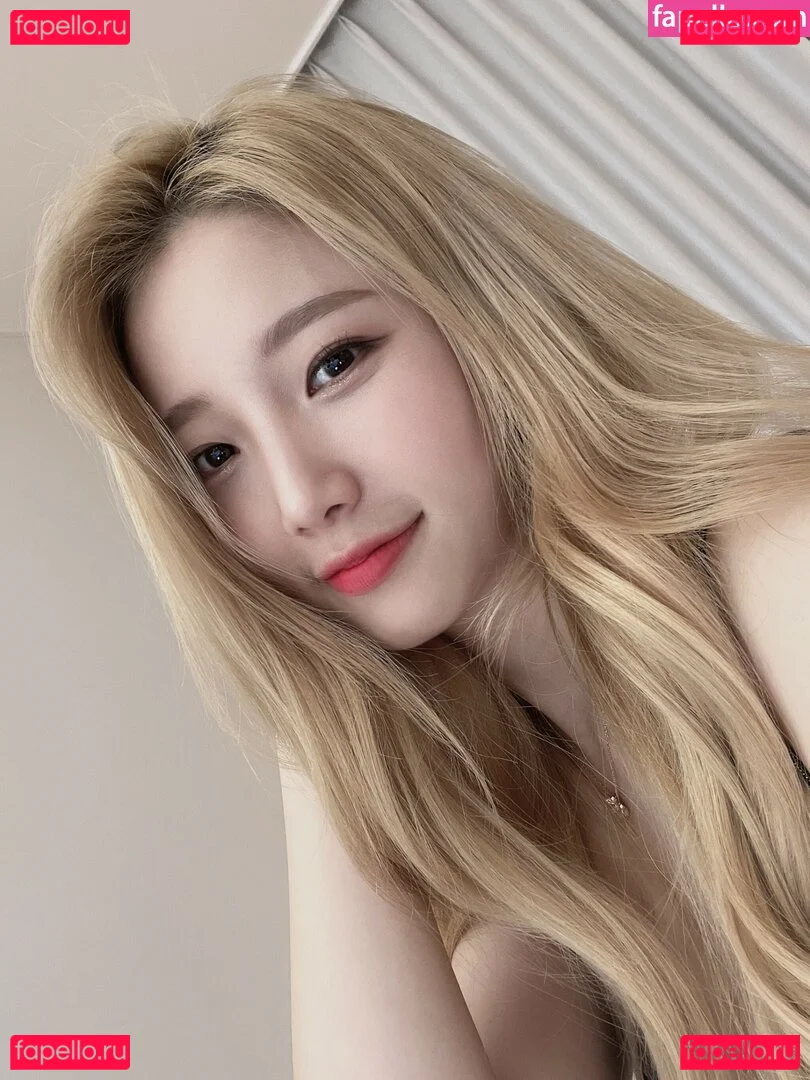 sara44244 Onlyfans Photo Gallery 