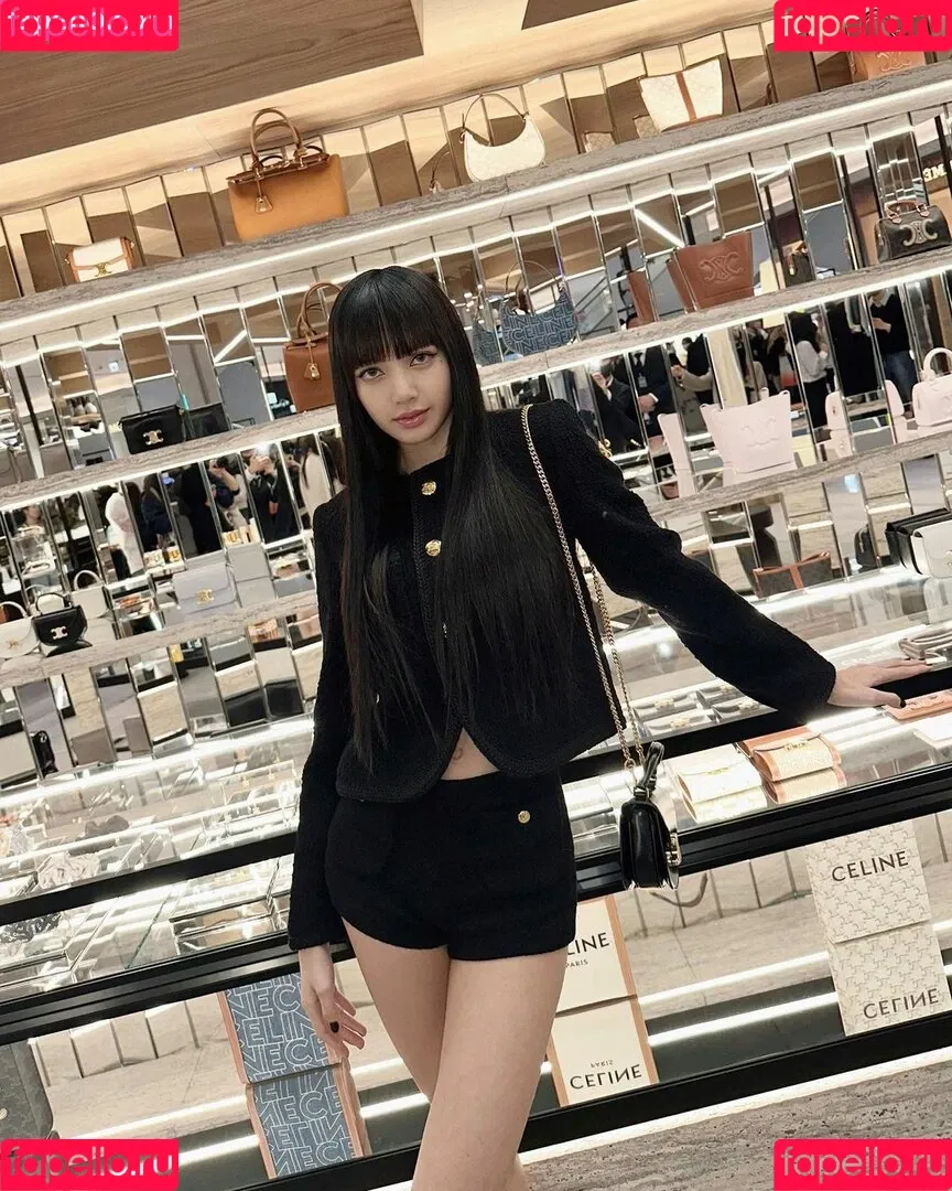 Lisa Onlyfans Photo Gallery 