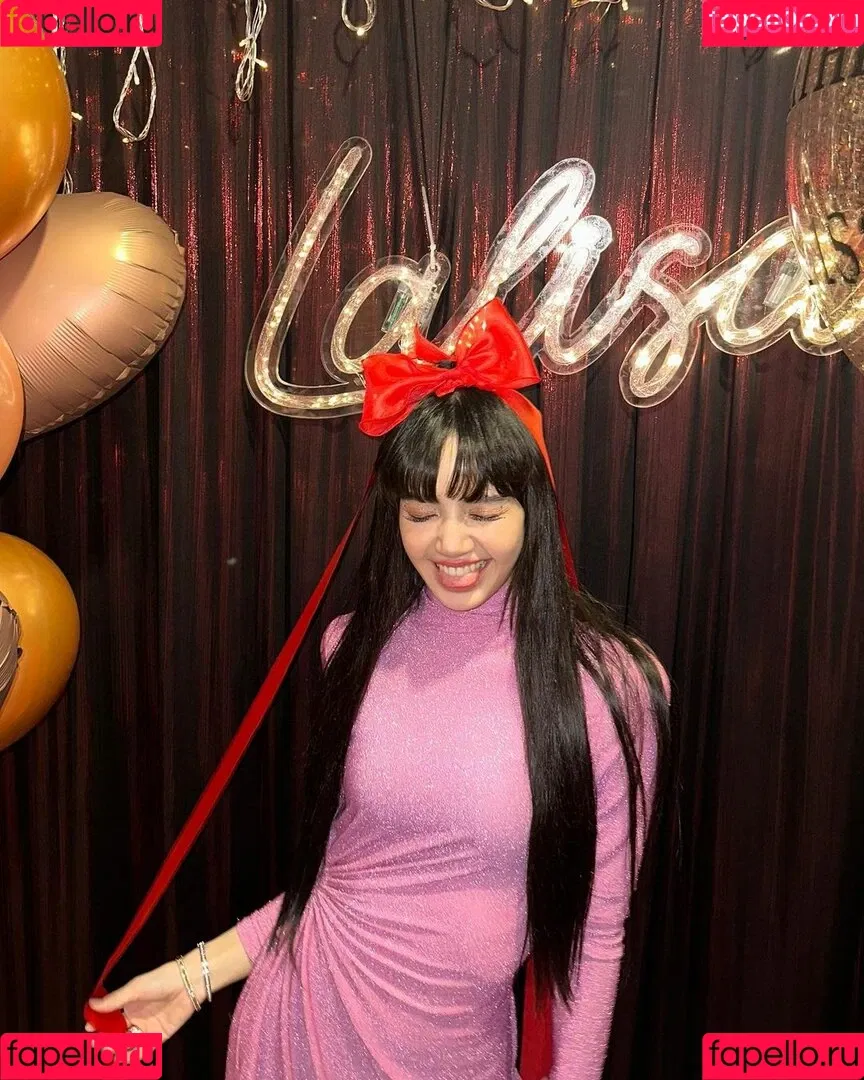 Lisa Onlyfans Photo Gallery 