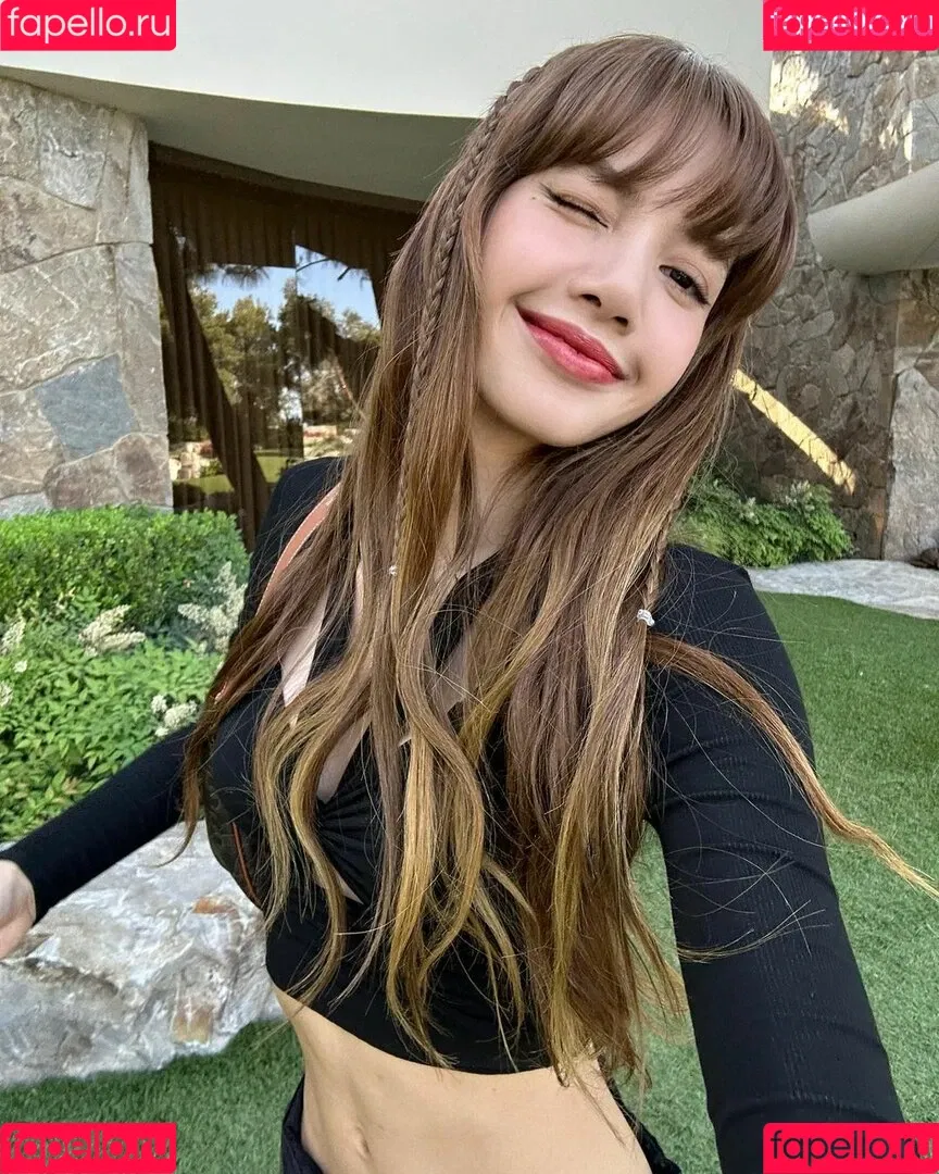 Lisa Onlyfans Photo Gallery 