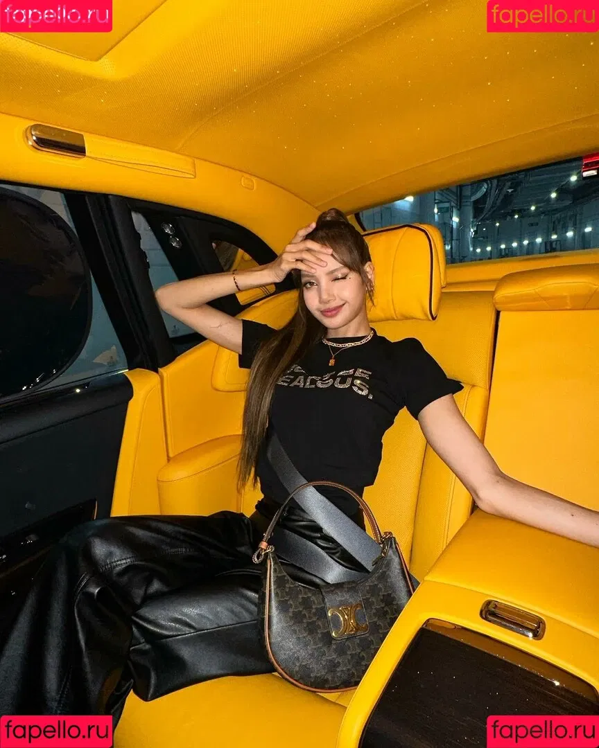 Lisa Onlyfans Photo Gallery 