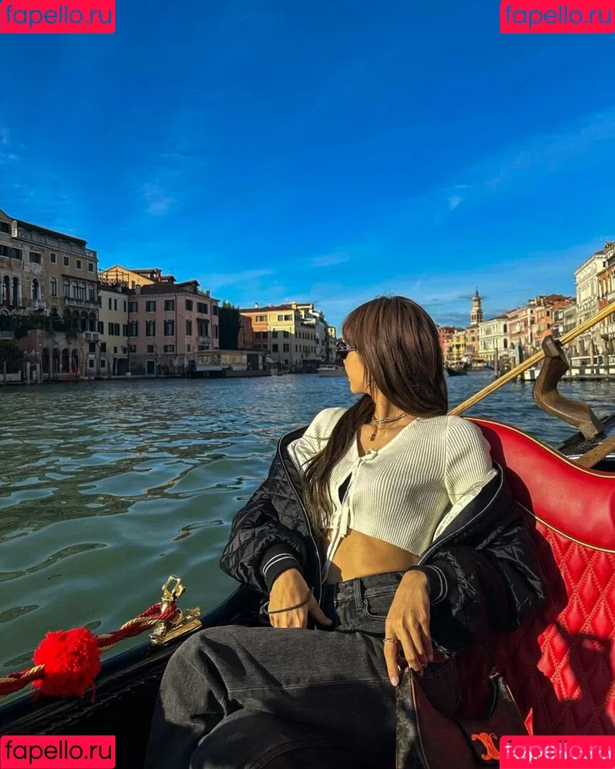 Lisa Onlyfans Photo Gallery 